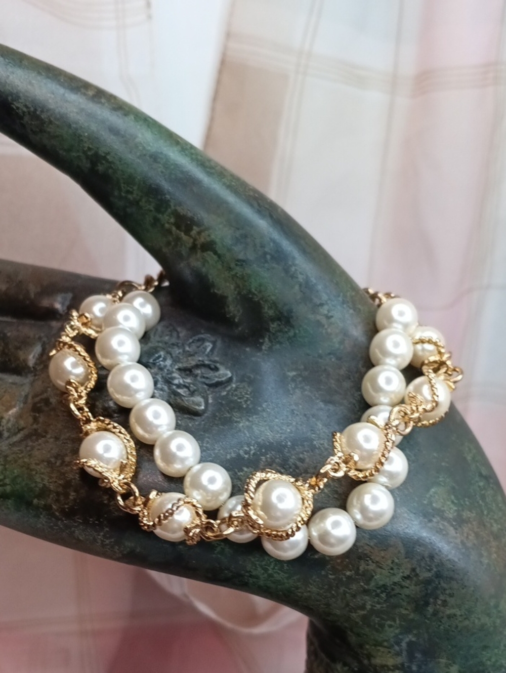 Vintage Gold and White Pearl Bracelet 8" Long
